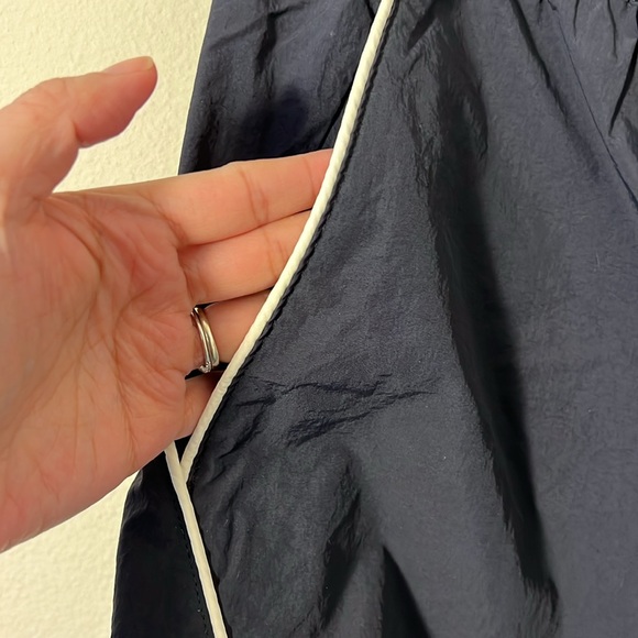 BDG Urban Outfitters Jess Nylon Track Short Size Small - Picture 5 of 7